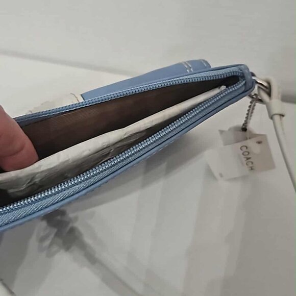 Coach Soho Light Blue w/ White - Picture 4 of 7